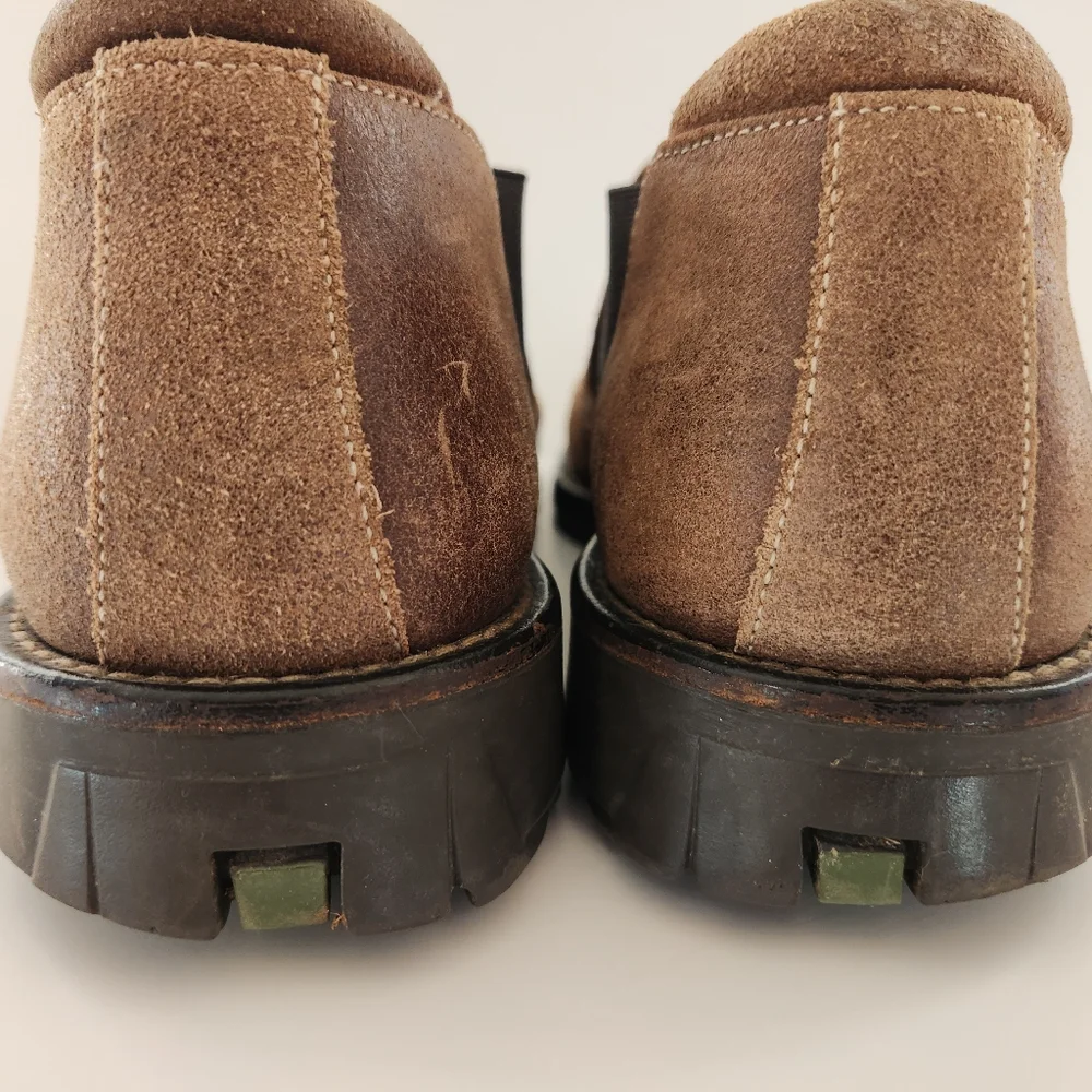 Donald J Pliner size 11 M slip on suede shoe in great used‎ condition